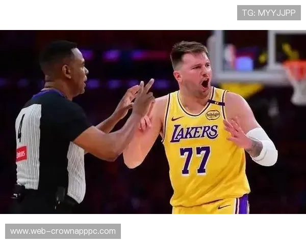 东契奇训练时候连水都不敢多喝，普通人只能看着流口水咋坚持啊