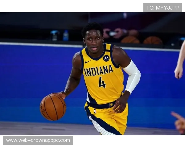 奥拉迪波突破创造篮下机会提升球队关键时刻得分效率