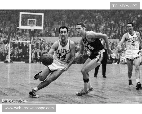 库西时代对比：鲍勃·库西如何用组织改变绿军战术结构